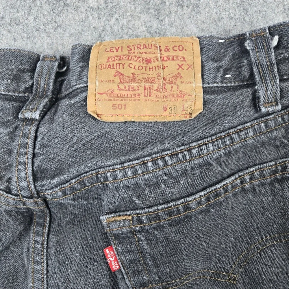 Vtg 80s Levis 501 Jeans Mens 31x32 (Fits 30x31) Black Button Fly Denim Made USA